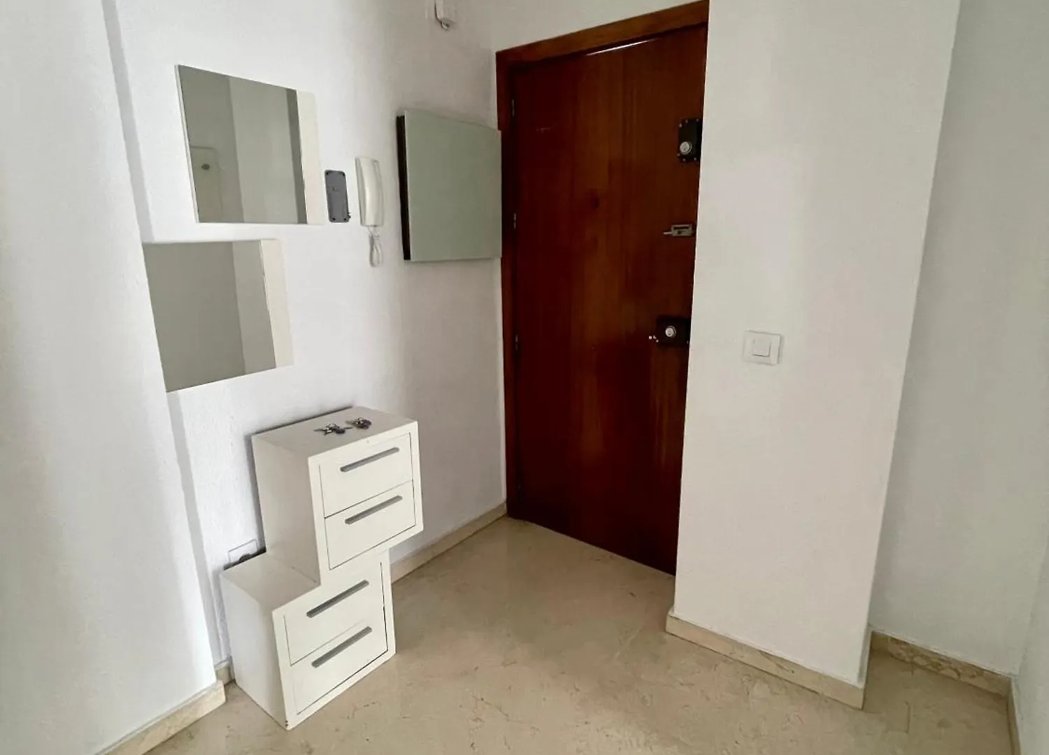 Piso Azores-Fibes Sevilla 0*,  España