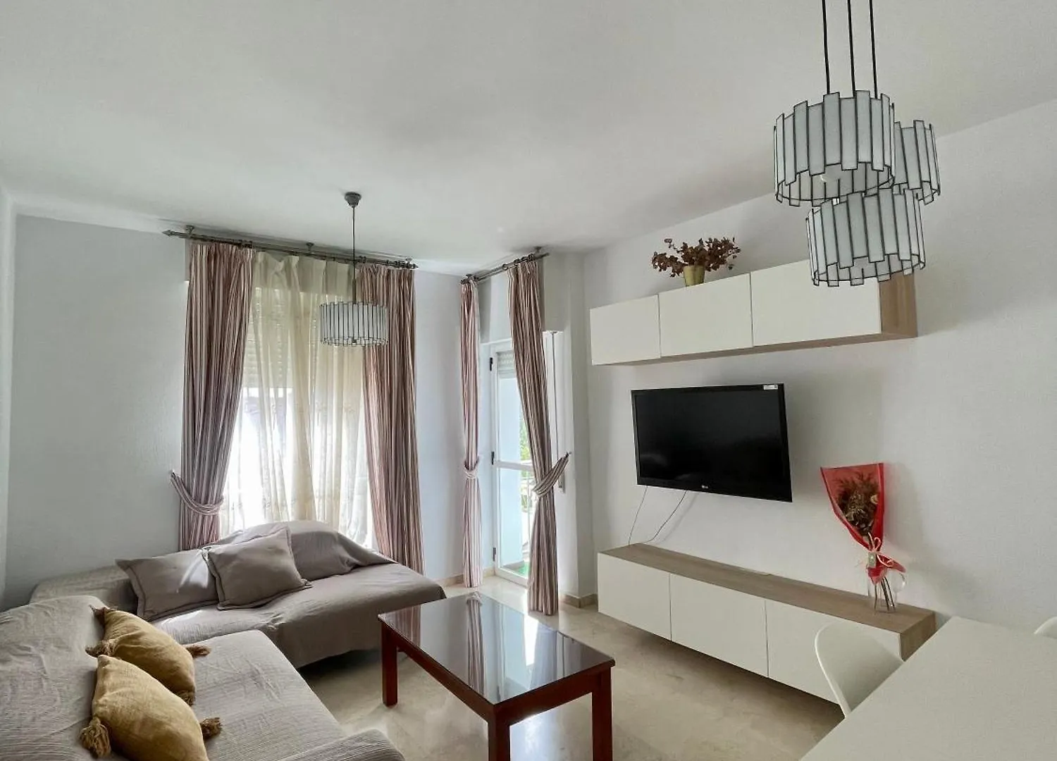 Apartamento Piso Azores-Fibes Sevilla
